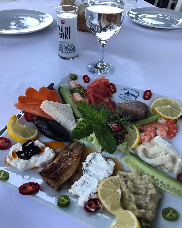 Tarihi Alibaba Balık Restoranı